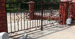 Купить дистанционные ворота Армавир, цена от 4050 руб.