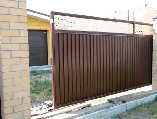 Эстетика и Надежность: Ворота Grand Line для Вашего Дома в Армавире от 36703 руб